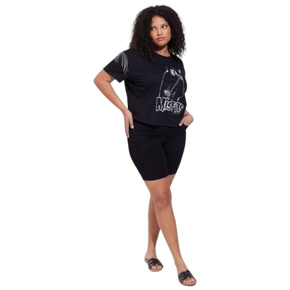 TORRID Plus Size  8" PREMIUM STRETCH High- Rise Short Deep black Size 24 - Picture 3 of 16